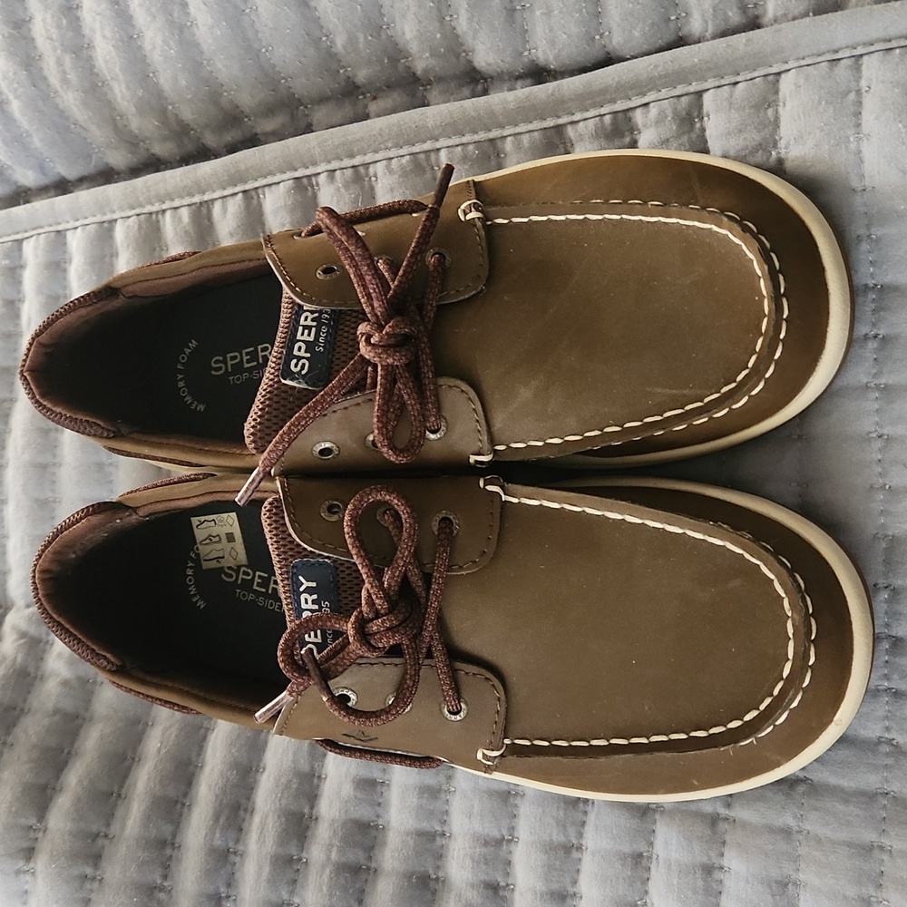 Mens/boys Sperry boat shoe